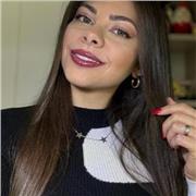 Laureata in Biologia con 110L, impartisce lezioni in biologia e chimica online per studenti delle scuole medie e superiori, Martina